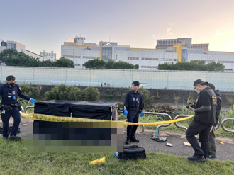 景美橋下驚見「人形漂浮」！81歲翁救起已明顯死亡