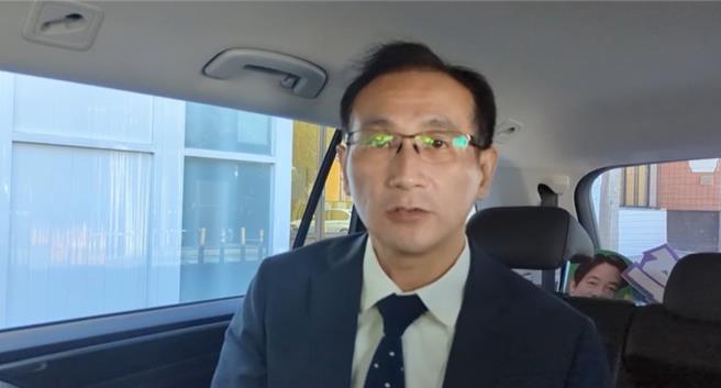 民进党立委郑运鹏表示，很高兴看到赖清德主席宣布萧美琴作为搭檔，这两天民进党支持者和立委候选人都很高兴，萧美琴的确是从外界听到最合适的副总统候选人。（郑运鹏办公室提供／游念育台北传真）