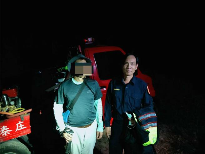 黃姓男子獨自攀登東勢石圍牆山迷途，警方最後順利救出人。（警方提供）