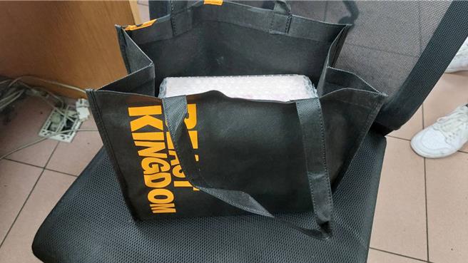 26岁黄姓女子特地北上取款，遭逮才知求职竟沦诈骗集团车手。(翻摄照片／蔡依珍传真)