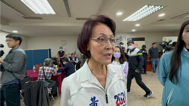 國民黨高市黨部主委黃昭順則表示，國民黨很堅定希望藍白能夠合，不僅總統合，立委也可以合，這樣席次會增加很多。（柯宗緯攝）