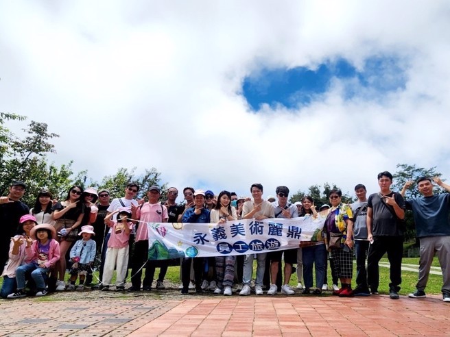 
呂冠萮為夥伴打造幸福職場，讓大家在正向的環境中成長。(圖片來源：永慶房產集團)
