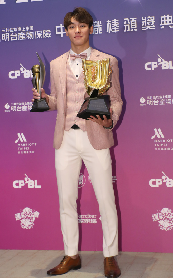 乐天桃猿陈晨威。（郑任南摄）