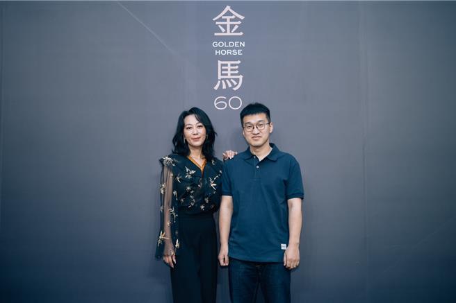 胡怜（左）与导演闫啸林21日一起出席金马茶叙，分享电影幕后花絮。（金马提供）