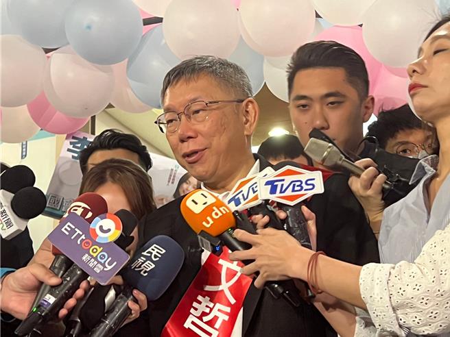 民进党主席柯文哲今（21日）出席李有宜竞选总部成立大会。（王扬杰摄）