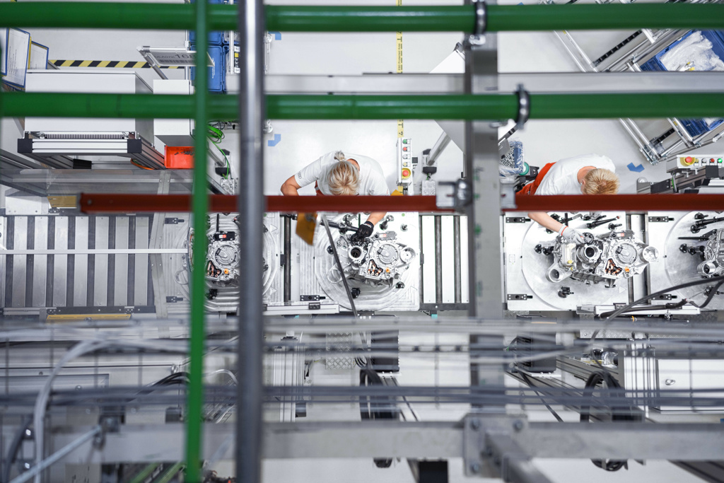 Audi 開始於匈牙利焦爾(Győr)生產PPE 平台電動馬達(圖/Carstuff)