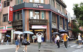 美食-KY陸展店煞車 衝刺美國