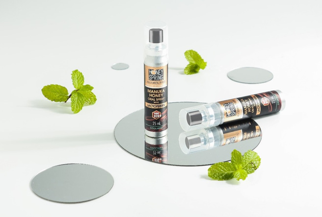 麦芦卡蜂胶中含有麦芦卡蜂蜜，帮助巩固健康力。（图／全家人提供）