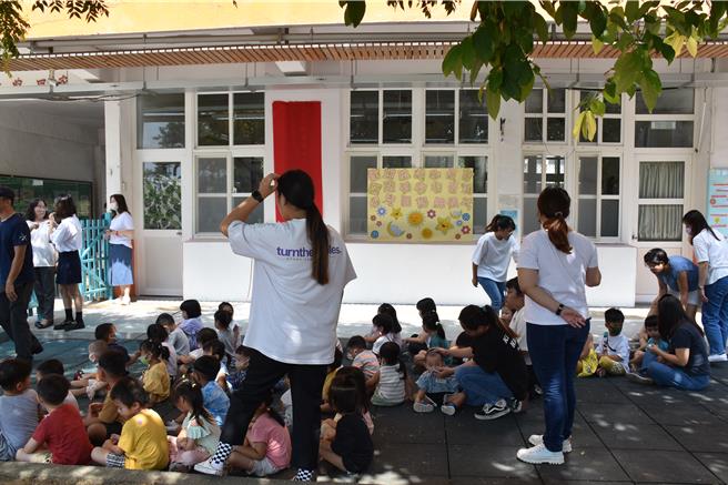 头份市公所从2024年起新生儿补助金加倍发给，第3胎以上每名5万元。（谢明俊摄）