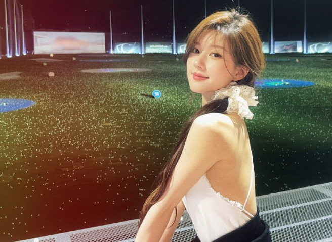 大陆女星赵露思自演出《传闻中的陈芊芊》后爆红。（图／赵露思微博）