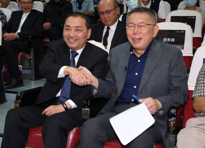 侯友宜（左）、柯文哲。（資料照片）