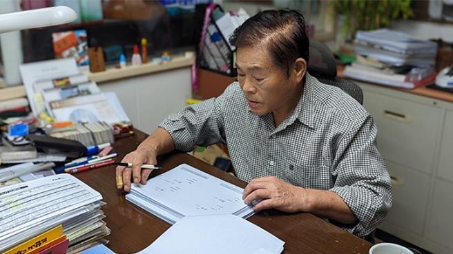 第47届金鼎奖特别贡献奖由前卫出版社社长林文钦获得（前卫出版社提供／李欣恬台北传真）