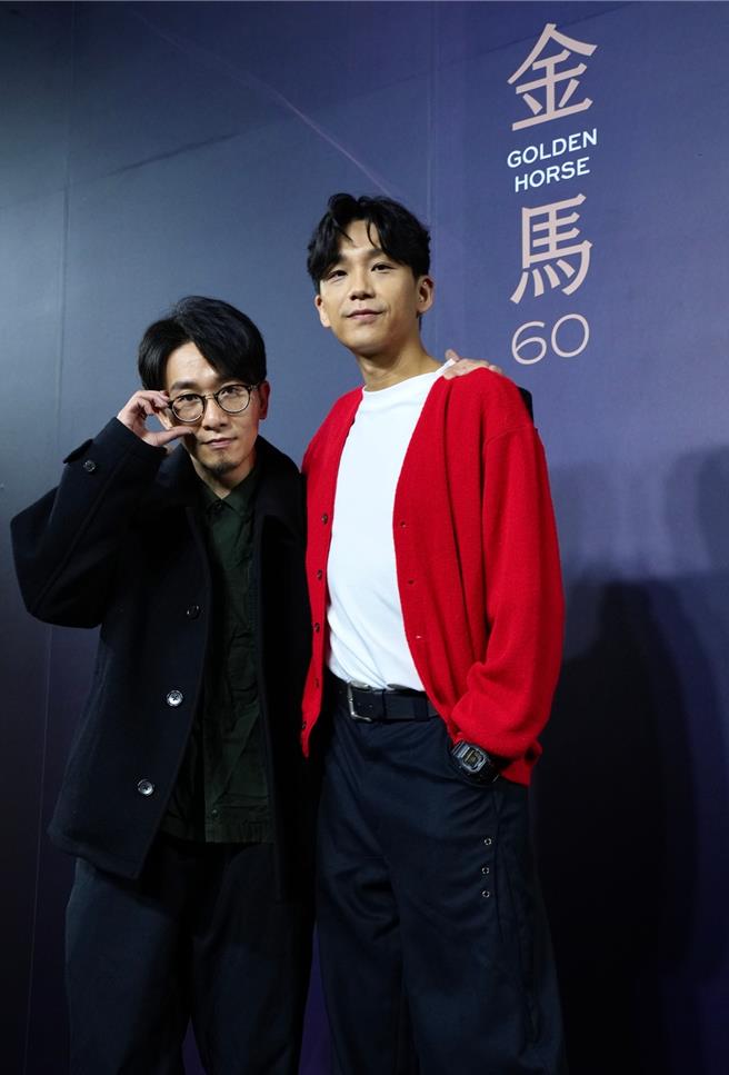 《年少日记》导演卓亦谦（左）和演员卢镇业一同出席金马媒体茶叙。（金马提供）