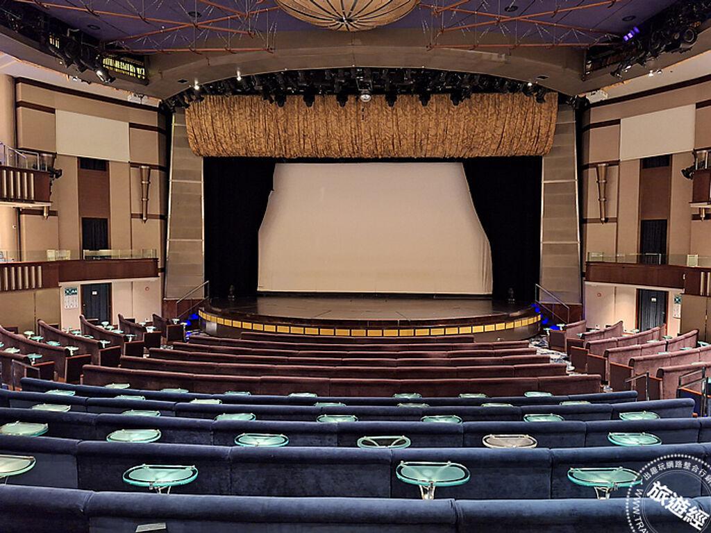 The Theatre大劇院，可容納945人，提供名人演講、戲劇、百老匯表演。(攝影：洪書瑱)