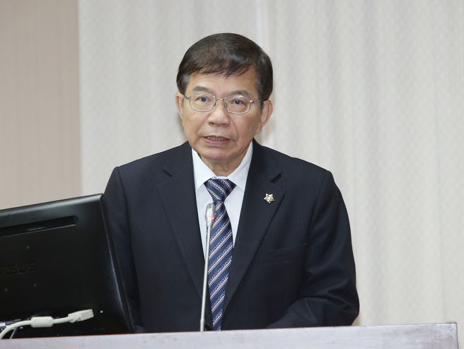 交通部长王国材23日赴立法院交通委员会备询。（姚志平摄）