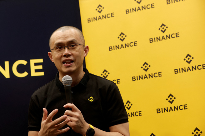 加密貨幣交易所幣安（Binance）創辦人趙長鵬違反美國反洗錢法並辭去目前職務，檢方今促請法官要求他於明年初量刑聽審前留在美國。（圖／路透社）