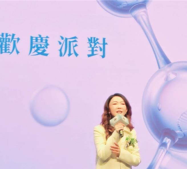 台塑生醫董事長王瑞瑜表示，當年她為了父親、台塑企業王永慶創辦人研發保濕凝膠才有了成立ＦＯＲＴＥ的契機。(王莫昀攝)