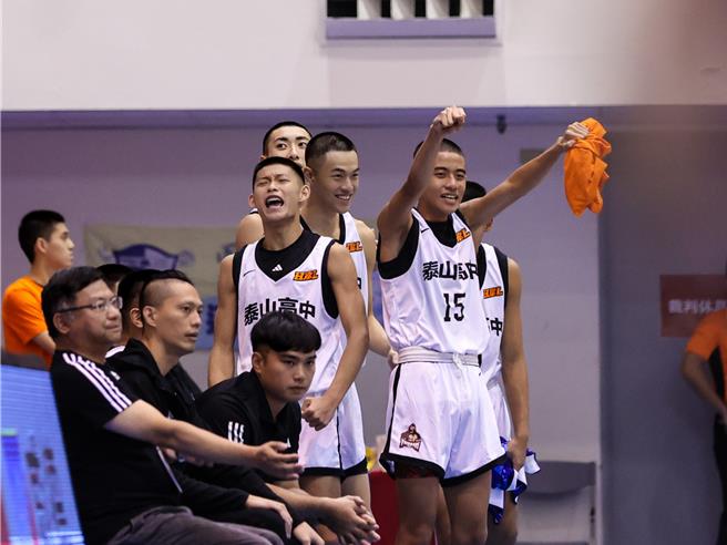 泰山篮球队(图／泰山提供、吴静君传真)