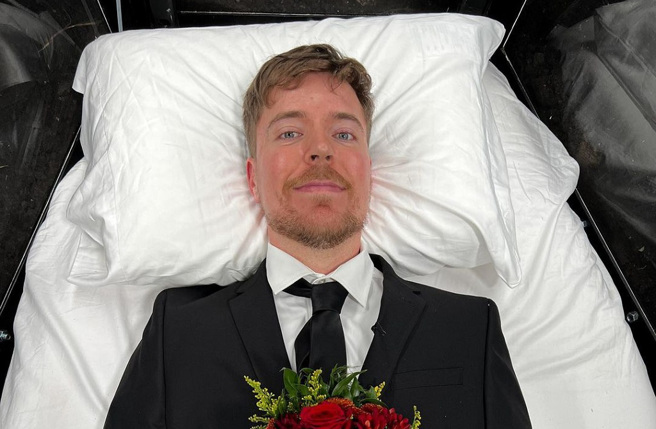 美国破亿订阅网红MrBeast（野兽先生）日前尝试活埋企划。（图／mrbeast Instagram）