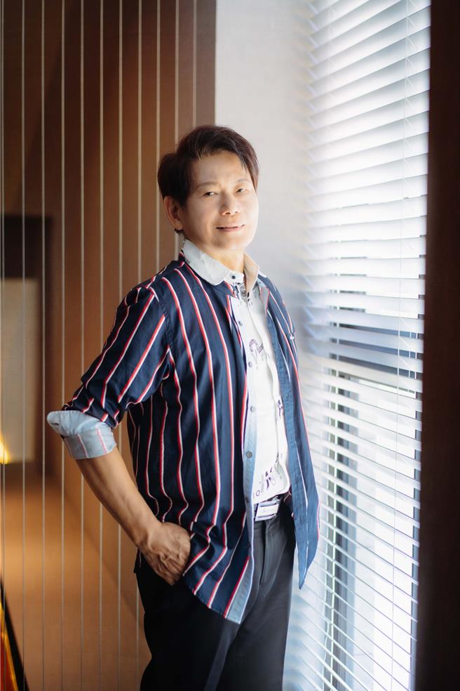 李伟诚推出新单曲〈为你守护〉。（音圆唱片提供）