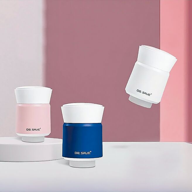 momo「摩肯」Dr.Save極度快抽充氣機，含壓縮袋（L、XL各2入），即日起至11月30日，活動價1511元。（momo提供）