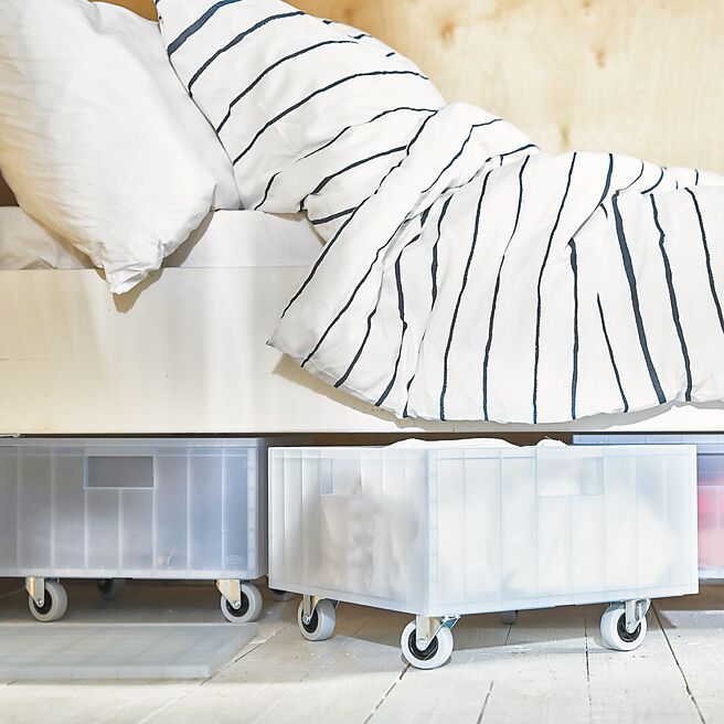 IKEA PANSARTAX收納盒附輪腳、蓋子，599元。（IKEA提供）