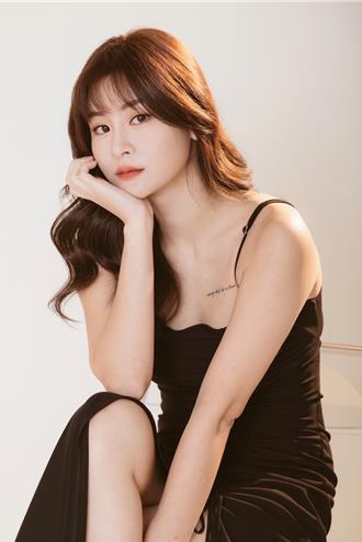 紋繡技術助白斑症患者重拾自信 靳筱葳感動不已