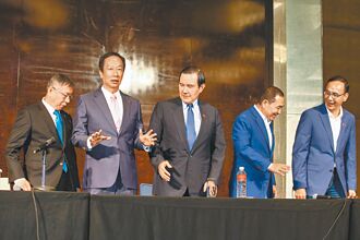 藍基層心驚 縣市首長表態挺侯 蔡壁如盼合 藍天白雲能夠持續