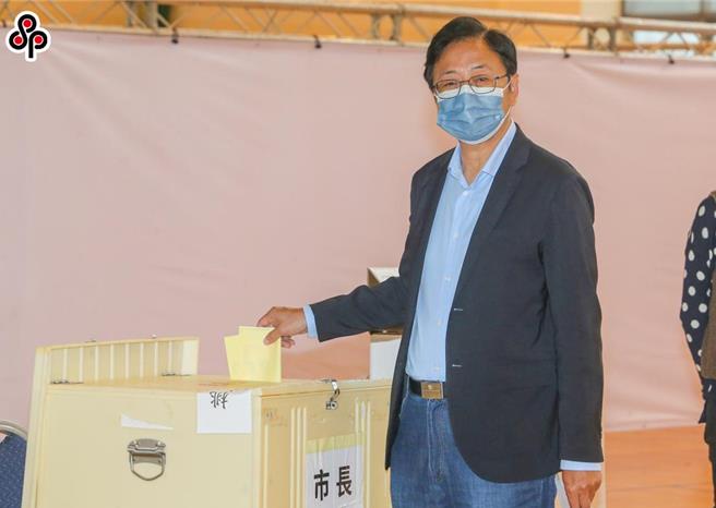 桃园市长张善政参选桃园市时遭爆出其担任宏碁副总主持参与农委会（现为农业部）「农业电子化发展策略分析与规划」，传出涉嫌不当引用文献。（报系资料照）