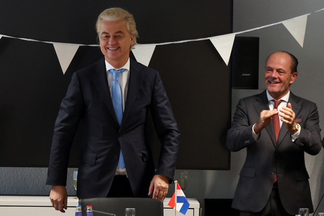 怀尔德斯（Geert Wilders）的反伊斯兰、反欧盟极右派自由党（PVV）囊括37席跃升荷兰第一大党。(图/ 路透社)