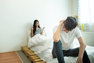 法院認證！夫偷腥嘿咻20多次噴80萬 正宮怒告小三索賠100萬