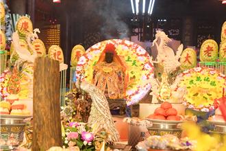 遶境變永久駐駕 老大媽在芬園寶藏寺一留300年