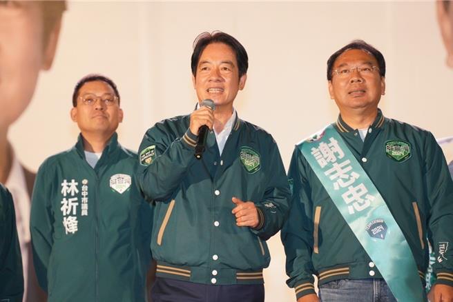 赖清德致词时表示，赖清德和萧美琴团队在蔡英文打下基础后，继续努力经济发展，也跟大家报告全台湾百工百业的努力之下，世界已经肯定台湾，也已经上架台湾。（摘自赖清德粉丝专页）