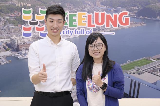 基隆市政府发言人余治明（左）邀请临床心理师杨恩琳（右）共同在市府的Podcast节目探讨注意力不足过动症儿童相关议题。（基隆市政府提供／张志康基隆传真）