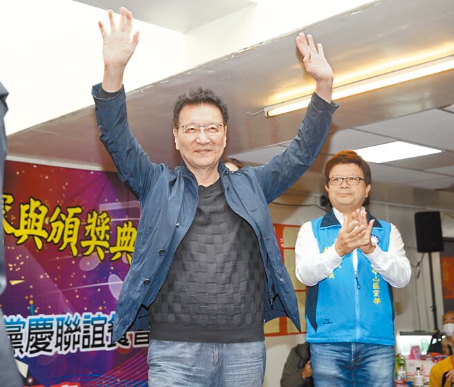 恐遭NCC约谈 赵少康：赖清德真的怕我。（张铠乙摄）