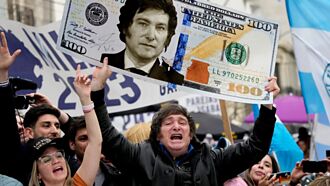 工商社論》評析阿根廷「美元化」的瘋狂改革