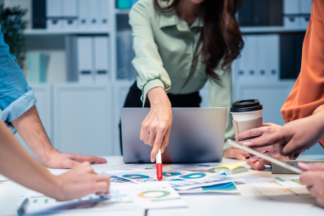 射手、狮子、双鱼及天秤2024年适合创业，能够获得贵人相助，让他们事业越做越旺。(示意图/达志影像)