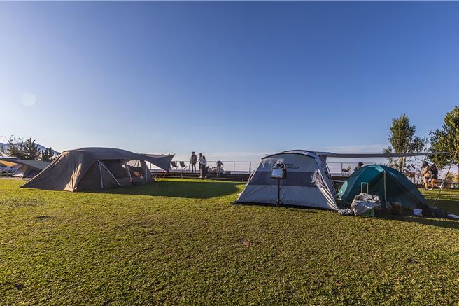 新竹县目前只有9家露营区取得合法证照，县府强化入住安全宣导，持续辅导合法化 。（罗浚滨摄）