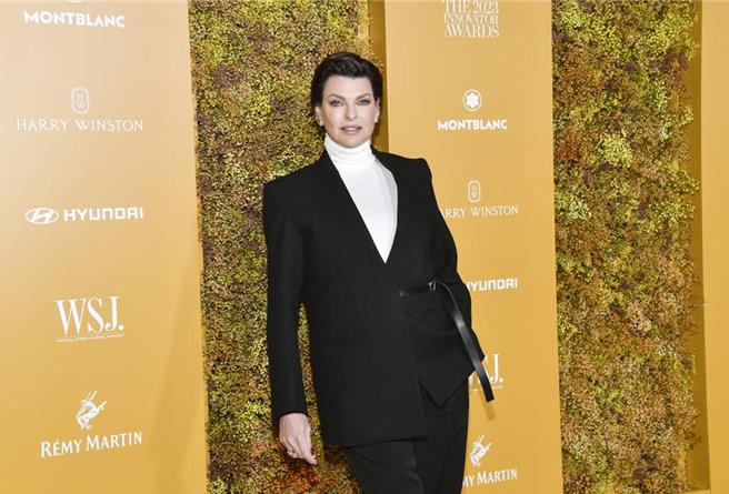 加拿大超级名模伊凡吉莉丝塔近期出席活动，暴露自己单身原因。（美联社）