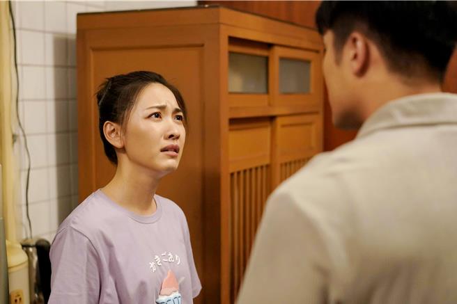 林玟誼劇中被哥哥隱瞞爸爸回到朴子的事。（華視提供）