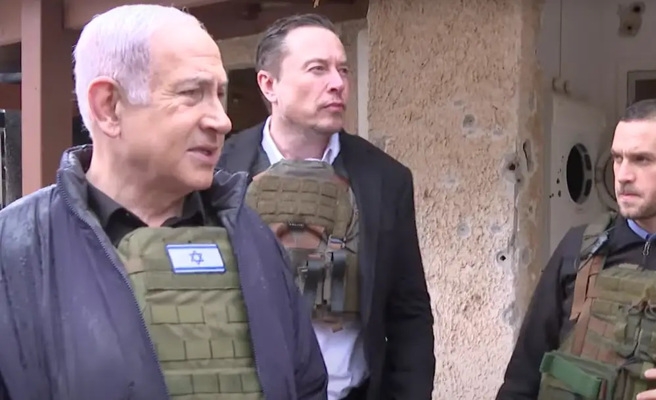 马斯克在纳坦亚胡的陪同下，走访10月7日的恐攻地点。(图/以色列总理办公室)