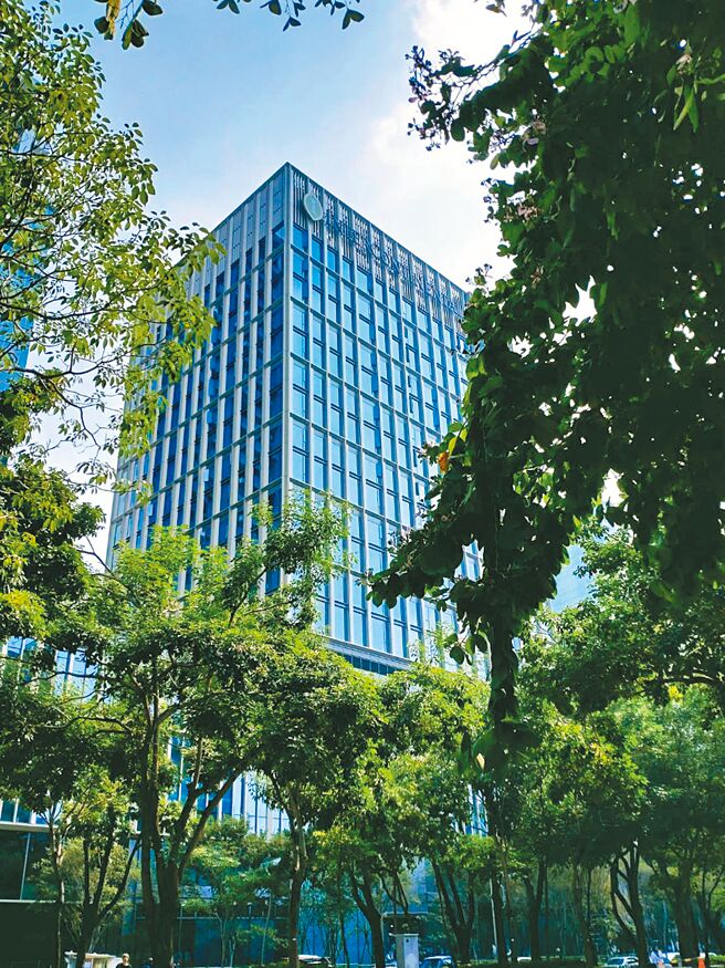 「勤美洲际大饭店」，预计明年第二季开幕营运。图／曾丽芳