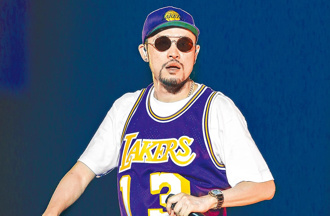 熱狗diss周杰倫與妻鬧家庭革命 他親上火線回應：做人好難