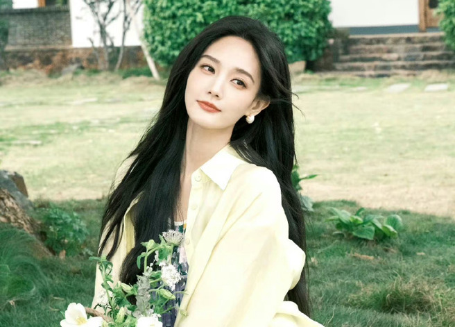 李一桐美杜莎造型获得网友好评。(图／微博)