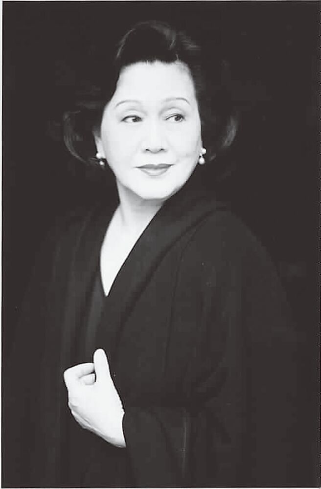 声乐家金庆云教授超过九十二岁，仍于上周（11/23）举行独唱会。（本报资料照片）