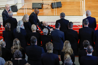 99歲卡特出席愛妻羅莎琳追悼會 拜登柯林頓親臨