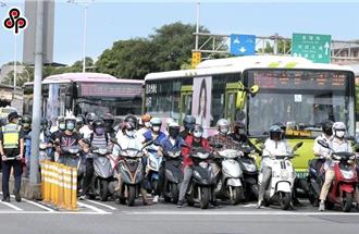 內科交通越改越糟 蔣萬安不滿「撂下這句話」