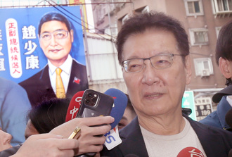 葉元之畫看板「他」提議的！名嘴讚趙少康做這事：厲害