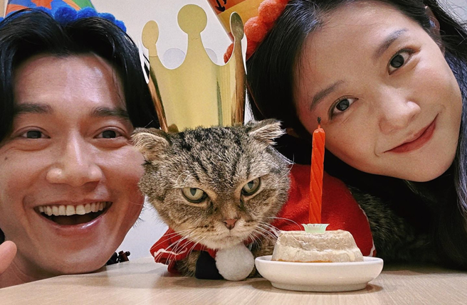 吴慷仁和邵雨薇公开交往3年。（图／翻摄自邵雨薇脸书）