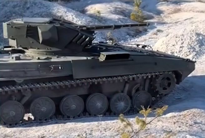 最近的網路照片顯示，加裝30公釐機砲的BMP-1正在測試中。(圖/Defense Blog)